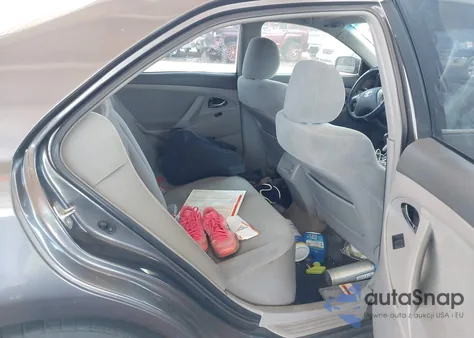 2009 Toyota Camry Le z USA, uszkodzony, nr VIN 4T1BE46K29U368725